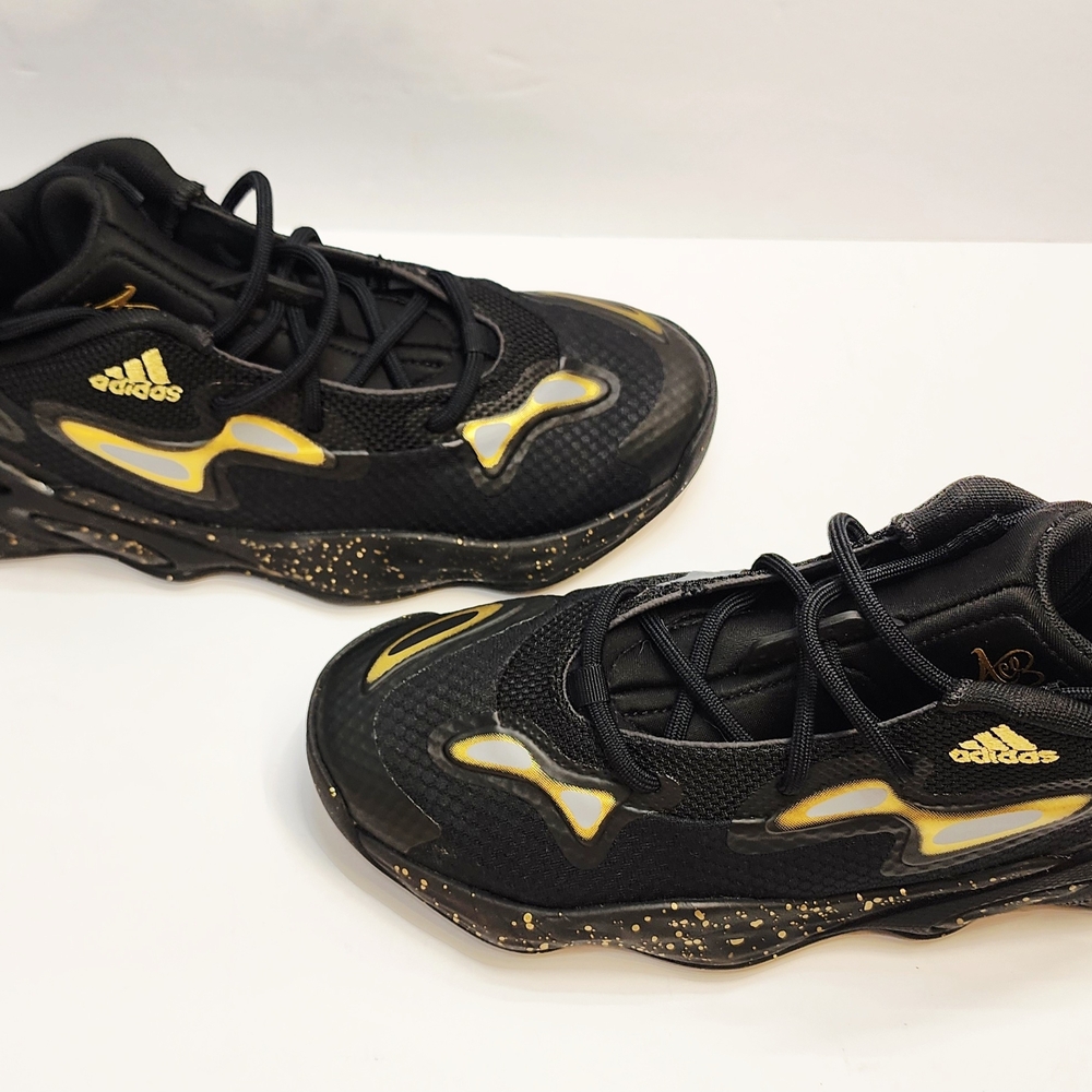 NEW Adidas Exhibit A Candace Parker Women’s Sneakers Size 6.5